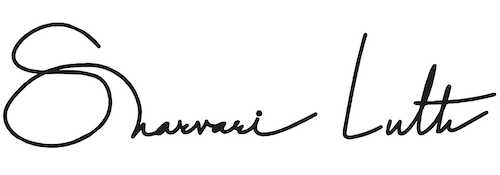 Sharvari-Mam-Signature-1